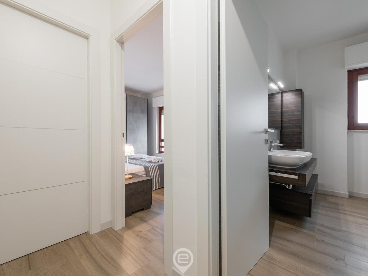 Giulia'S House Apartment Ористано Екстериор снимка