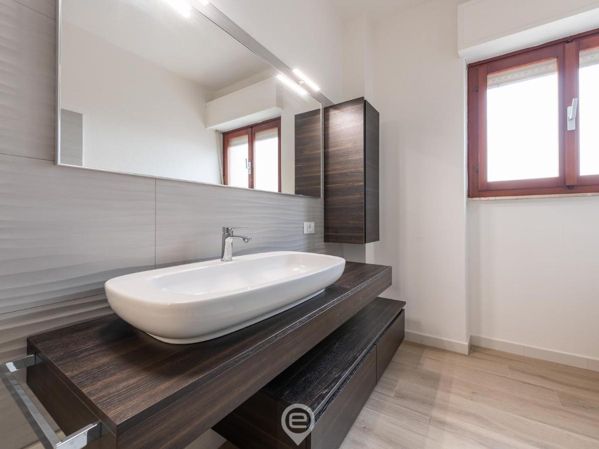 Giulia'S House Apartment Ористано Екстериор снимка