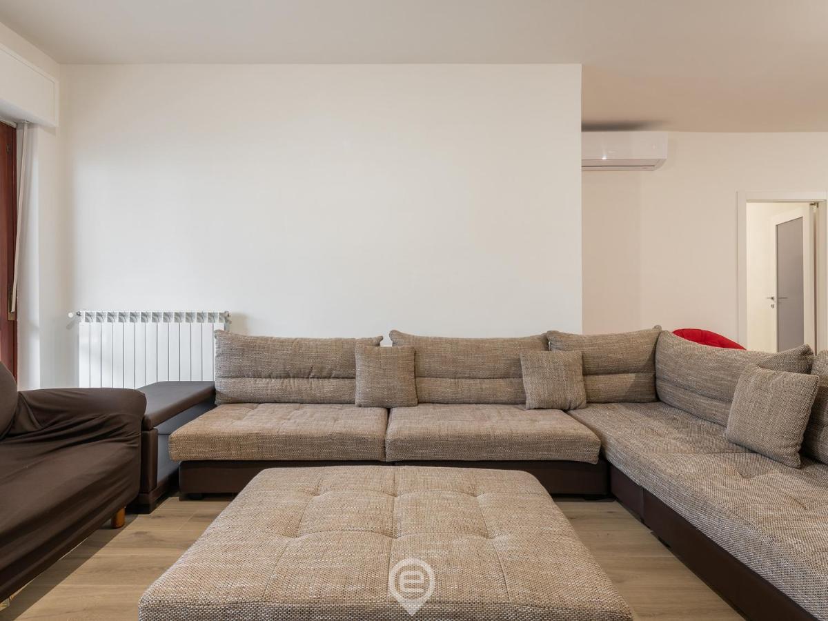 Giulia'S House Apartment Ористано Екстериор снимка