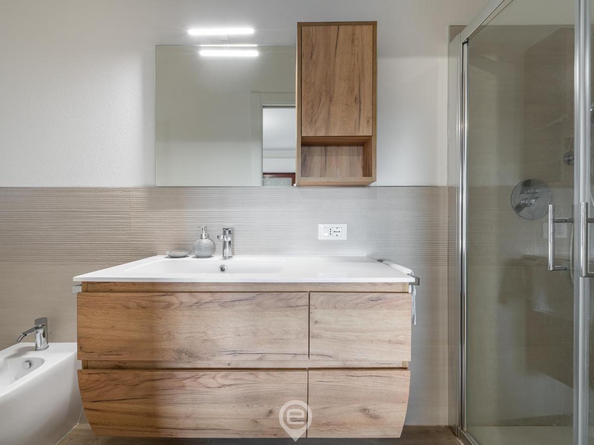 Giulia'S House Apartment Ористано Екстериор снимка